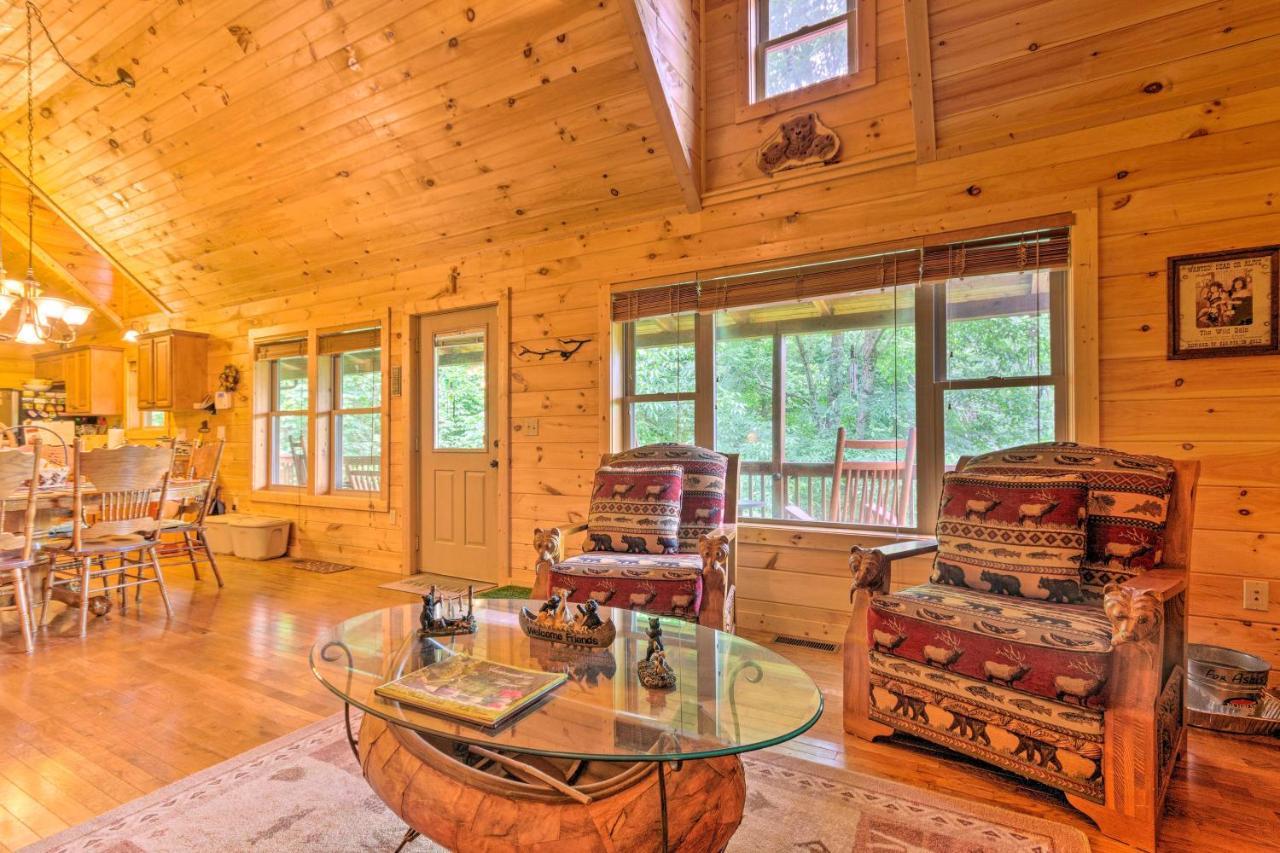 Mountain-View Maggie Valley Home With 2 Decks! وينزفيل، كارولاينا الشمالية المظهر الخارجي الصورة