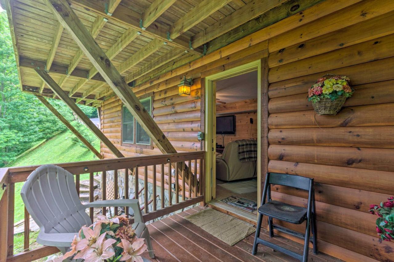 Mountain-View Maggie Valley Home With 2 Decks! وينزفيل، كارولاينا الشمالية المظهر الخارجي الصورة